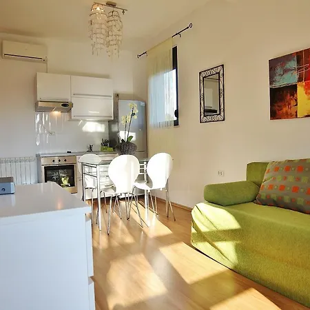 Apartments Karlo & Jakov 公寓