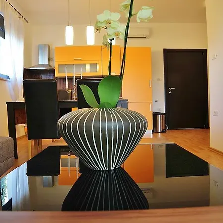Apartments Karlo & Jakov 公寓 *